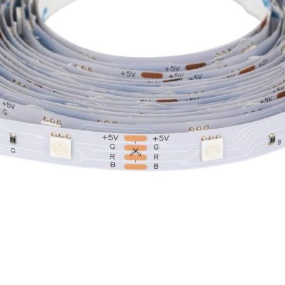 Banda LED multicolora cu baterii, lungime 5 m, cu telecomanda 205920