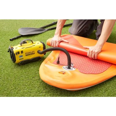 Compresor de aer Stanley 20V MAX* - SFMCE520B-QW Compresor de aer Stanley 20V MAX* - SFMCE520B-QW