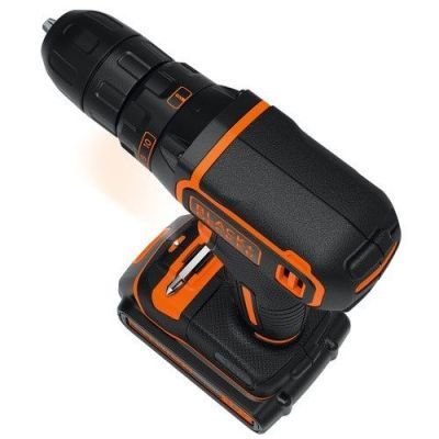 Masina de gaurit si insurubat 18V + 2 acum. 18V/1.5 Ah cu incarcator si valiza BDCDC18BAFC-QW