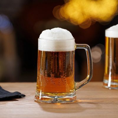 Set de 4 pahare de bere cu maner 32cl 134800